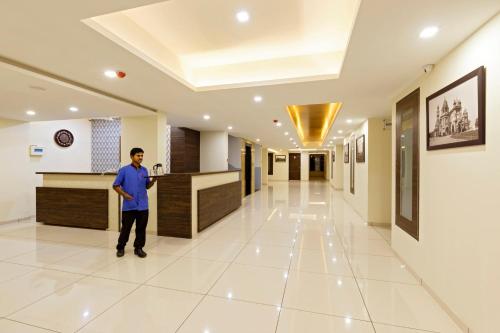 Μέλη του προσωπικού του Hotel Galaxy Inn Kolhapur