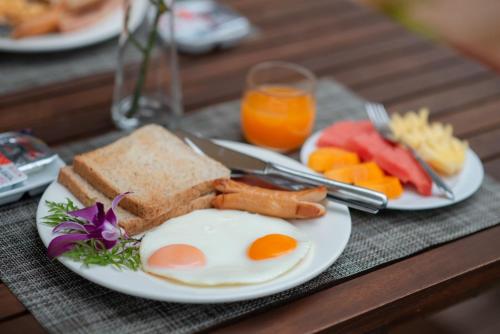 Φαγητό σε αυτό το θέρετρο ή κάπου εκεί κοντά