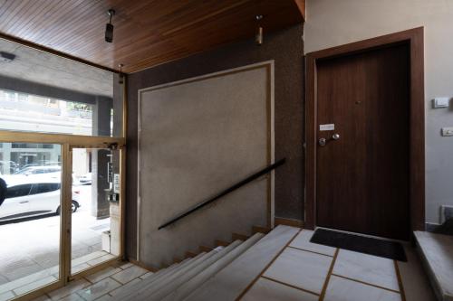 15 mins Walk to Acropolis, Minimalist Studio