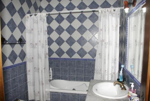 Koupelna v ubytování Rural Fábrica del Azúcar 1