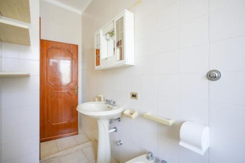 Koupelna v ubytování Beach House , Torre Canne - Ariel