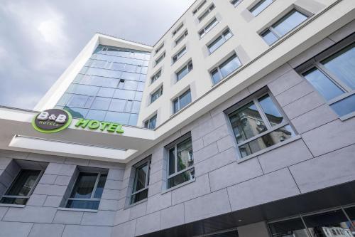 ホテルが所在する建物