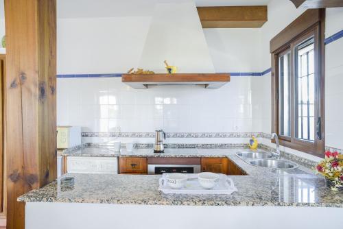 Фотография из галереи Casa Villanueva 3 Sólo Familias в городе Осанехос