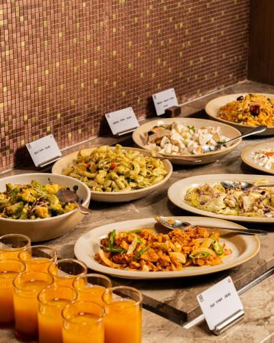 Jídlo v hotelu nebo okolí