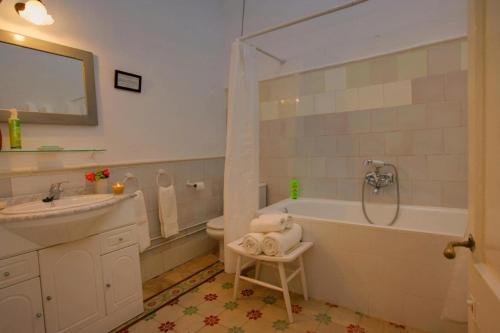 Ένα μπάνιο στο Hacienda La Parrilla Alta by Vintage Travel