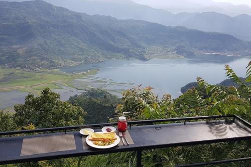 Loodusmaastik puhkemajakeste lähedal