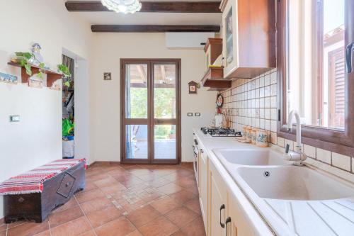 Køkken eller tekøkken på La Casa del Vento Plemmirio