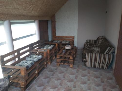 Posezení v ubytování Tomi Vendégház