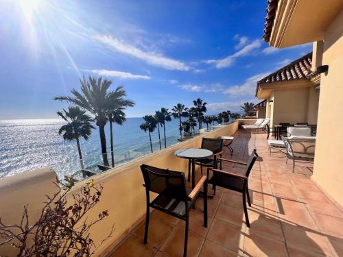 Beachfront penthouse Marbella, Rio Real Playa
