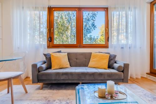 Jarun Lake Cozy Apartment with Balcony