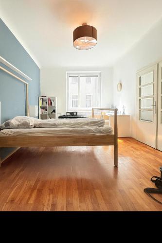 Bright & Spacious Family Apartment