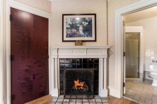 Fotografie z fotogalerie ubytování Traditions Hotel & Spa Johnson City - Binghamton, an Ascend Collection Hotel v destinaci Johnson City