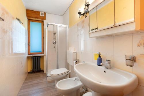 Ένα μπάνιο στο Casa Vacanza Famiglia Belli