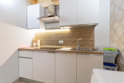 Kuchyň nebo kuchyňský kout v ubytování Calipso