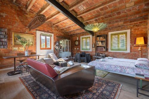 Χώρος καθιστικού στο La Fabriqueta Apartament Deluxe