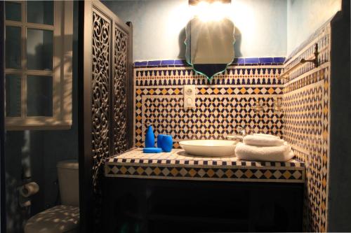 Bilik mandi di Dar Souran