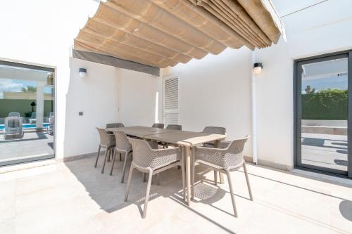 Photo de la galerie de l'établissement Villa Sam 3, à Can Picafort