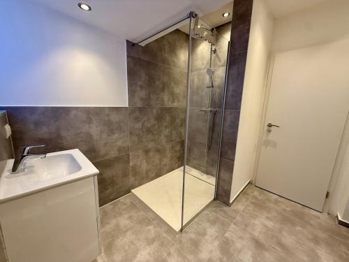 Ένα μπάνιο στο KO 2-Zimmer Apartment 58 qm bis zu 4 Personen