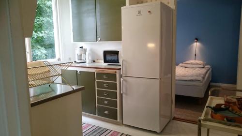 Η κουζίνα ή μικρή κουζίνα στο Det gamla bageriet i Moliden