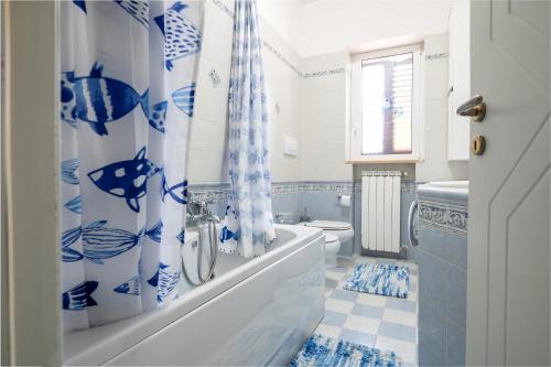 Koupelna v ubytování Villa Altavilla with pool