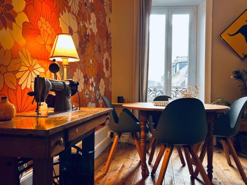 Χώρος καθιστικού στο Ciel Etoilé Cocon Chic en hyper-centre