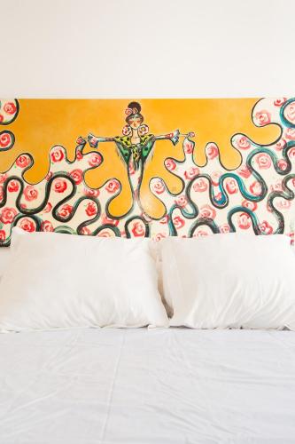 Light-Filled Apartment in the Heart of Seville