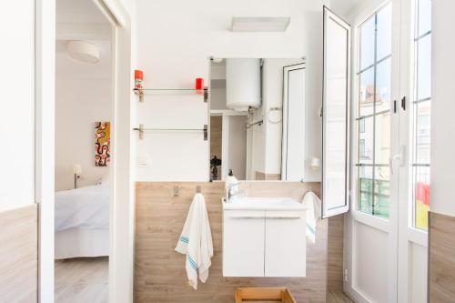 Light-Filled Apartment in the Heart of Seville