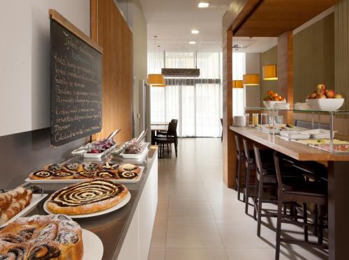 Jídlo v hotelu nebo okolí