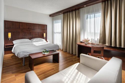 Postel nebo postele na pokoji v ubytování Comfort Hotel Olomouc Centre