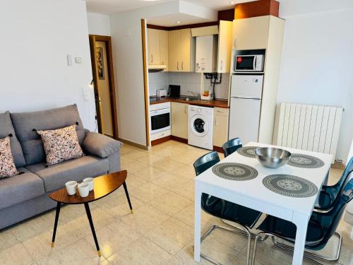 Céntrico alojamiento las armas 13