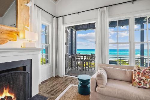 Gallery image of Gulf Front 4 Bedroom Home with Courtyard in Rosemary Beach