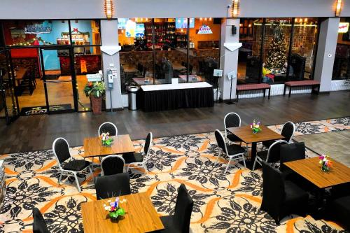 Restaurace v ubytování The Great Rivers, an Ascend Collection Hotel