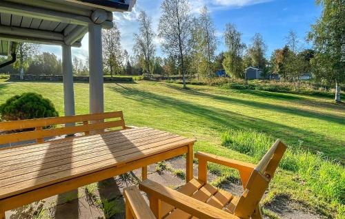 Taman di luar Nice Home In Årjäng With House A Panoramic View