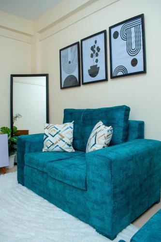 Χώρος καθιστικού στο Sekani Homes