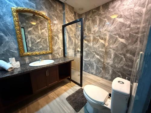 Et badeværelse på Grand Central Hotel