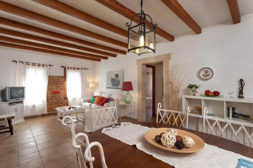 Villa Llobera by Sealand Villas