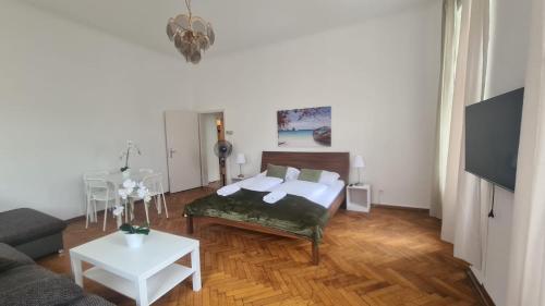 Stylish Multi Apt Perfect for Group Stays