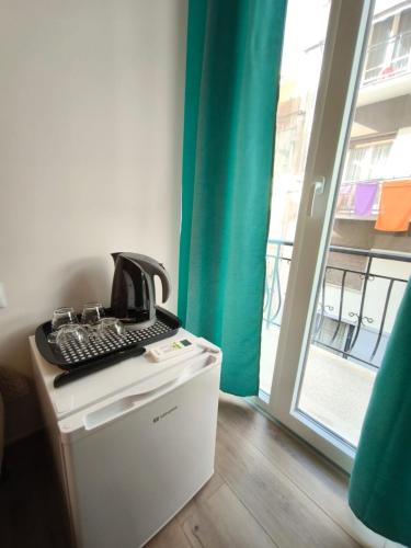 Beehive Mini Rooms