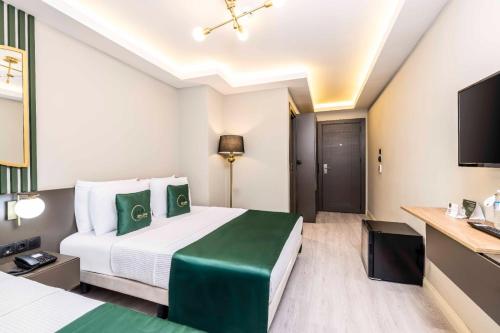 Sistina Old City Hotel — Bedroom
