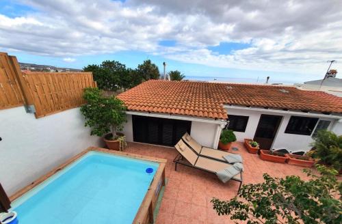 Villa Floti con vistas al mar