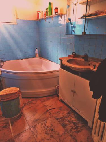 Ένα μπάνιο στο Maison Nuvéa