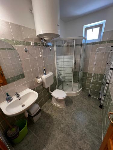 Koupelna v ubytování Korona Villa