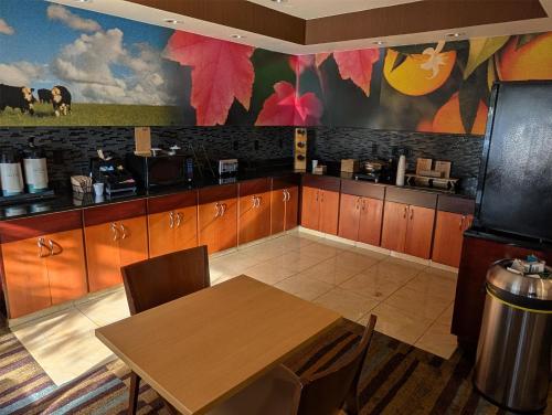 Gallery image of SureStay by Best Western Mount Pleasant Racine in Mount Pleasant