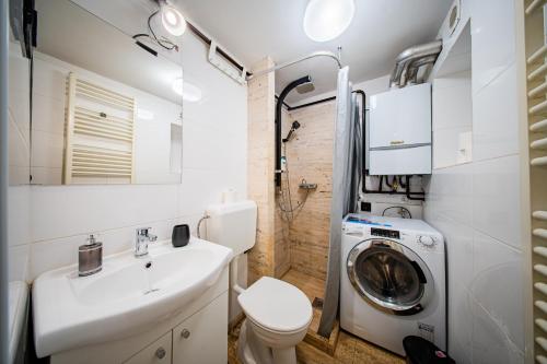 Zagreb 177 - 3 Bedrooms - Centre - New - Apartment - Flexible Keybox Entry - Modern - WiFi
