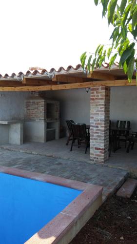 Πισίνα στο ή κοντά στο Ema Holiday Home