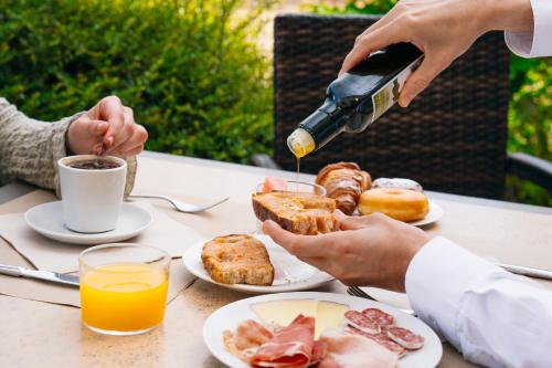 Nápoje v ubytování Hostatgeria de Poblet