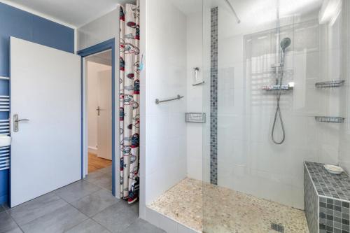 Et badeværelse på Maison Ty Gwen