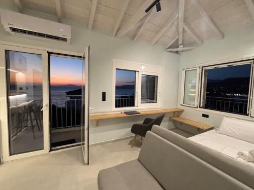 Postel nebo postele na pokoji v ubytování Anemeli studio