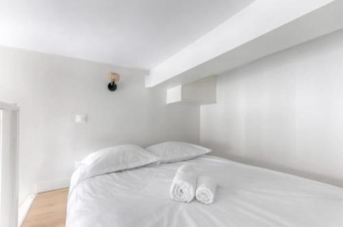 Studio Mezzanine au coeur de Batignolles