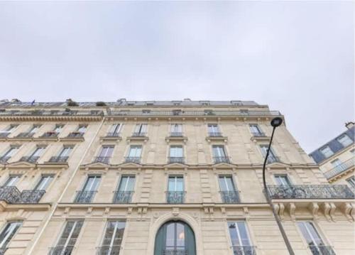 Studio Mezzanine au coeur de Batignolles